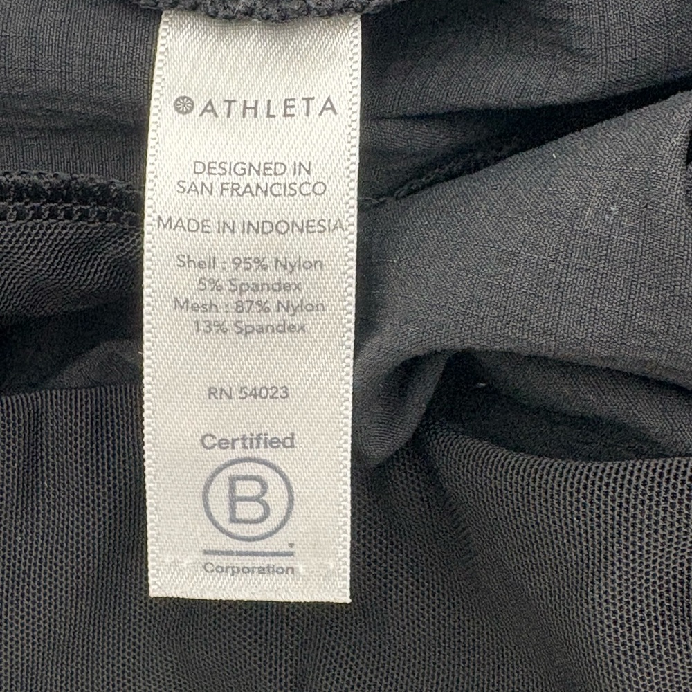 Athleta Trekkie North Shorts Womens 6 Black Hiking Travel Utility Lightweight - Picture 15 of 16